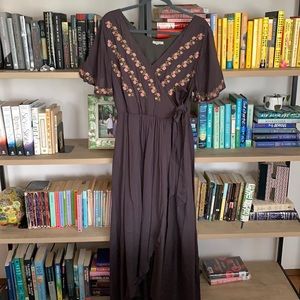 Piper and Scoot Gray Parklan Maxi Dress